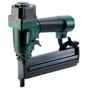 DKNG 40/50 Graffatrice-inchiodatrice ad aria compressa